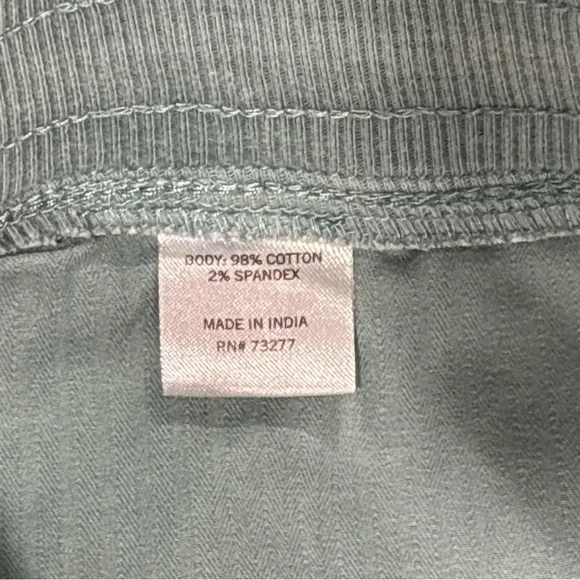 Sonoma Capri Pants Women's Size 14 Green Drawstring Elastic Waist Rolled Cuff - Picture 4 of 4